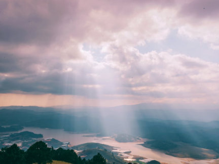 Hope In the Midst of Grief